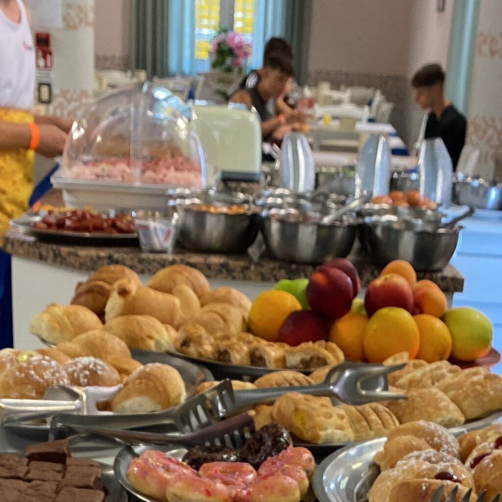 Colazione a Buffet Hotel 2 stelle a Rimini